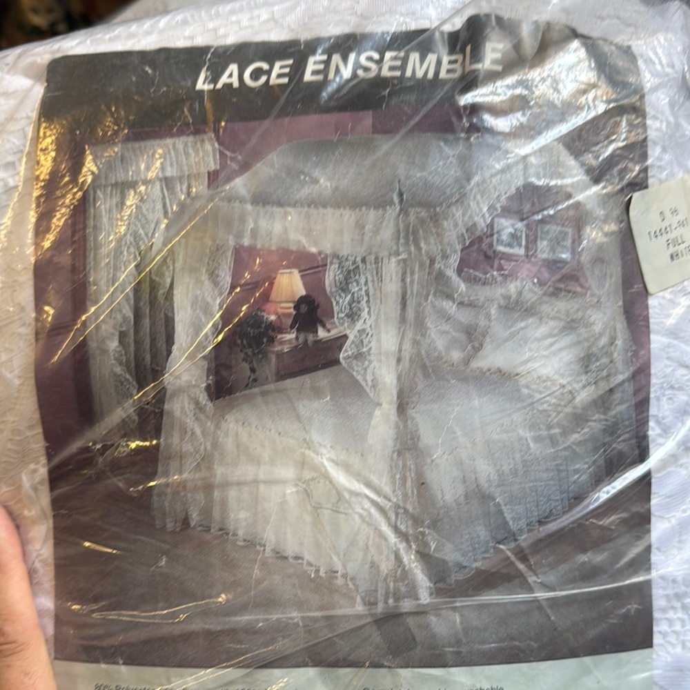 Lace Bed